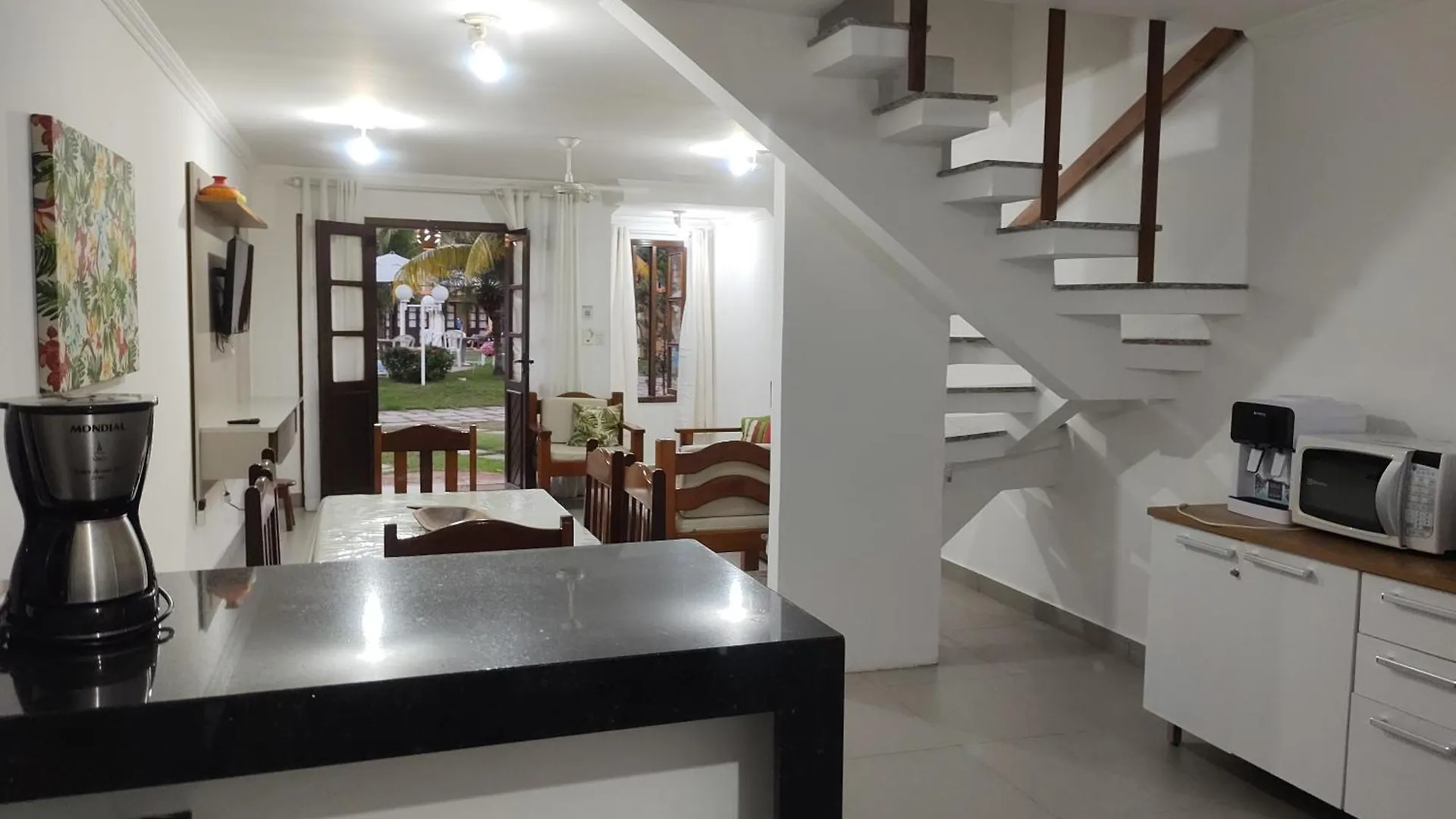 펜션 Casa Praia De Taperapuan Em Porto 포르투세구로